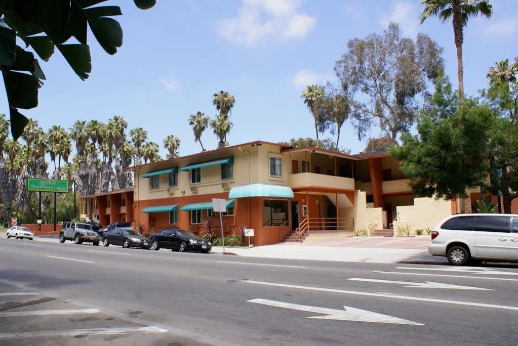 Downtown San Diego Lodge Exterior photo